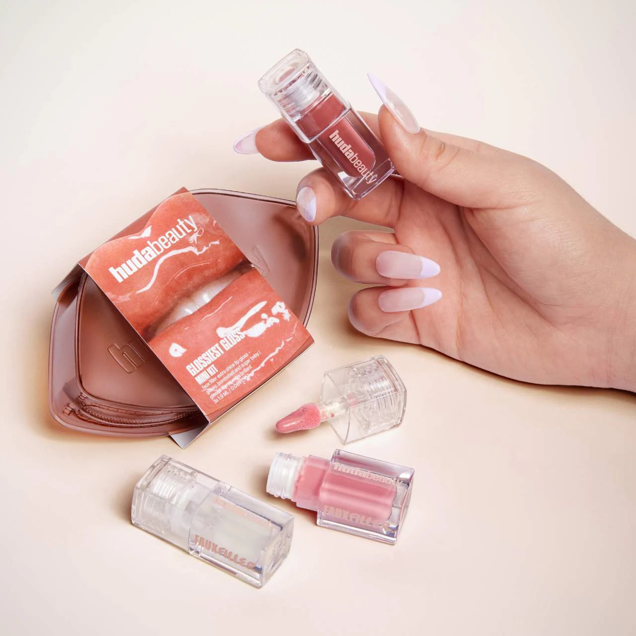 HUDA BEAUTY Mini Glossiest Lip Gloss Set *PRE ORDER*