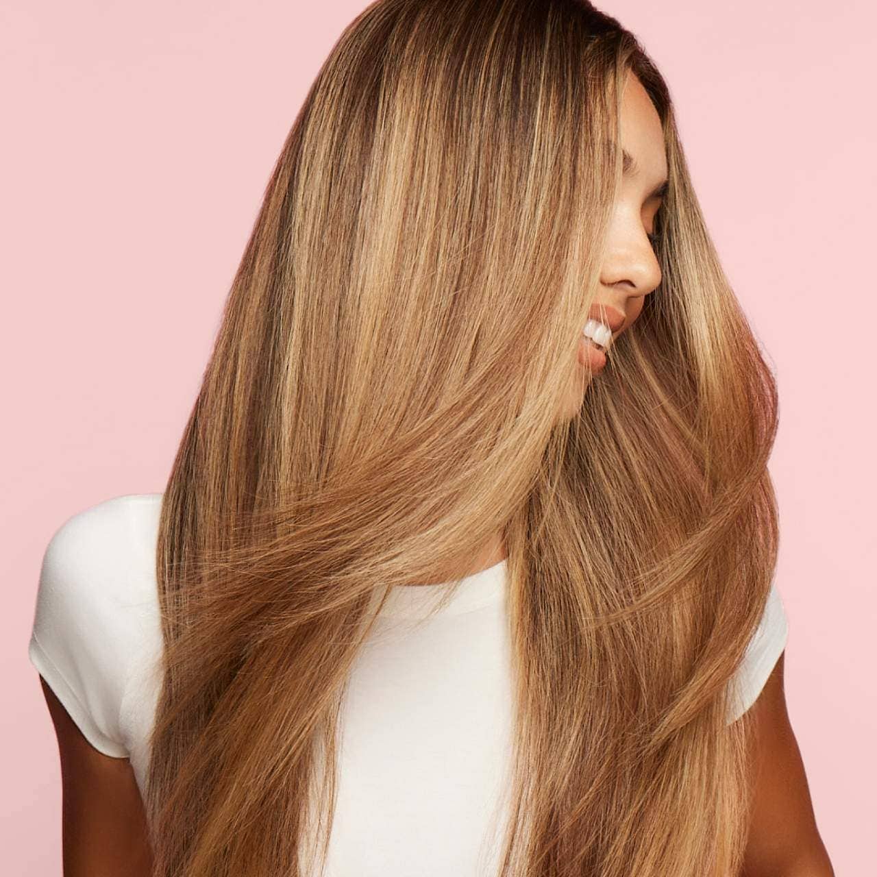 MANE Mane x OUAI Anti-Frizz Heated Straightening Brush Hair Value Set *PRE ORDER*