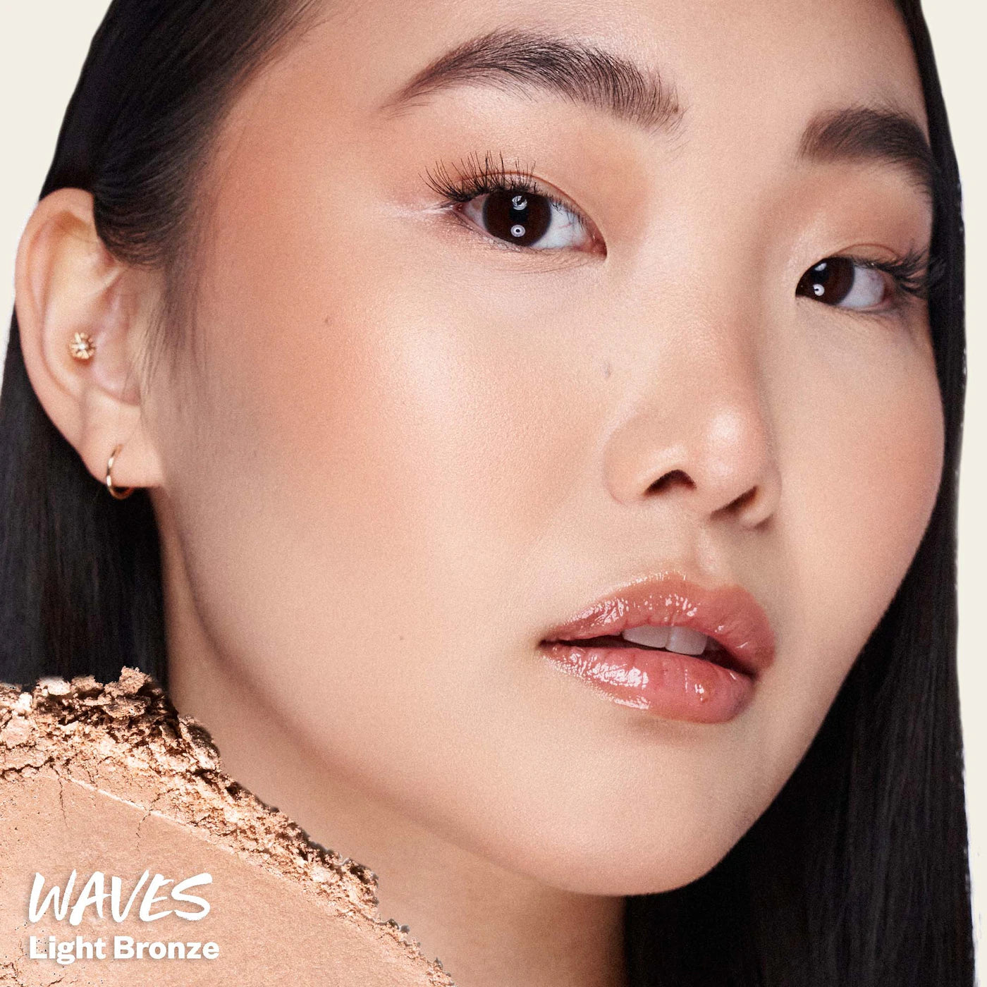 KOSAS The Sun Show Glowy Warmth Talc-Free Baked Bronzer *PRE ORDER*