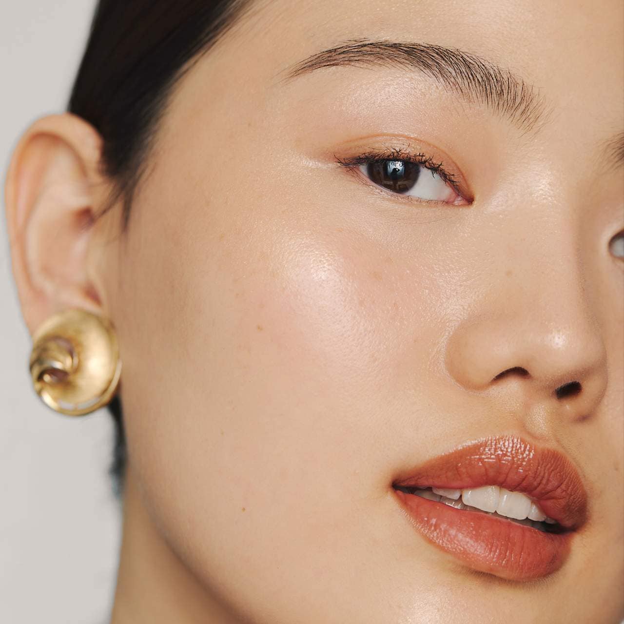 MERIT Day Glow Dewy Highlighting Balm *PRE ORDER*