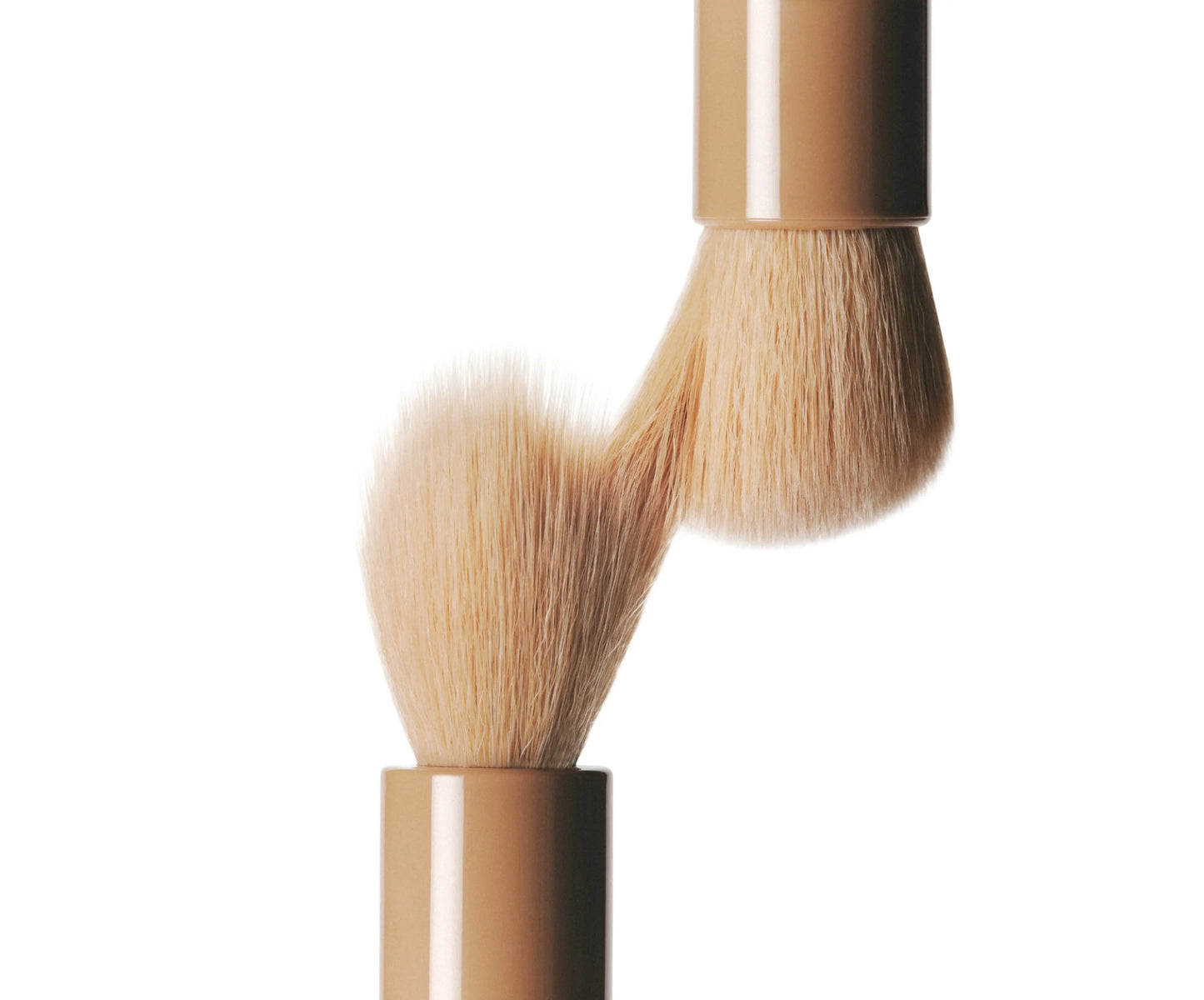 RHODE pocket brush *PRE ORDER*