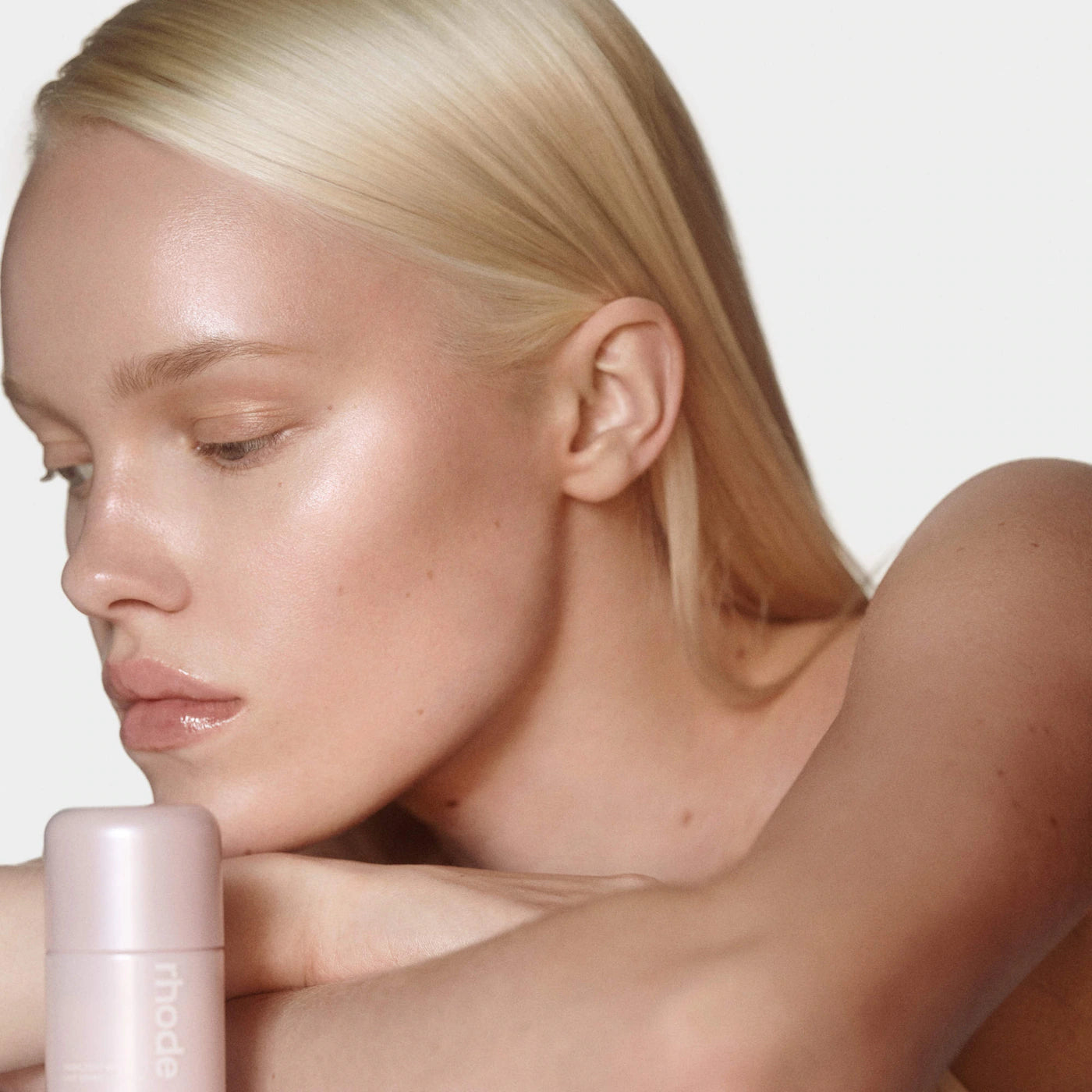 RHODE Highlight Milk Multipurpose Luminizer