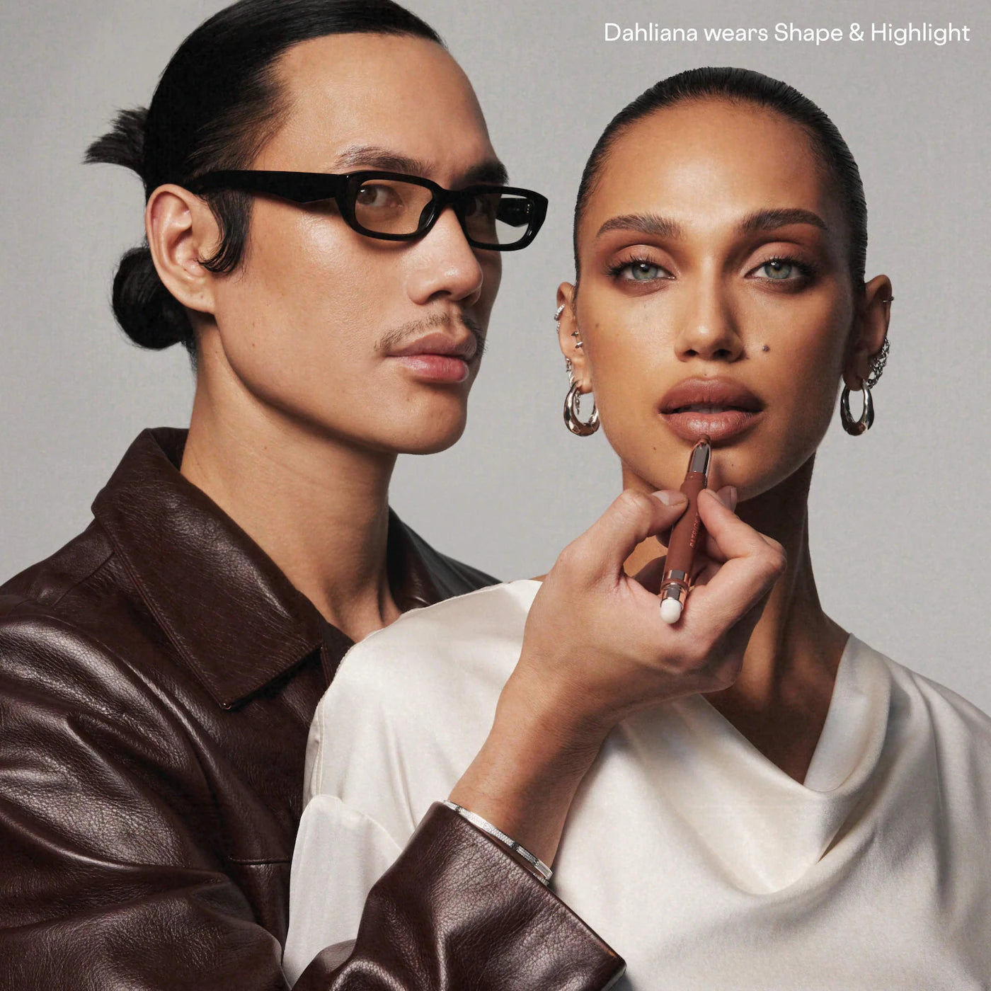 PATRICK TA Major Sculpt Shape & Shade Anywhere Artistry Stick. *PRE ORDER*