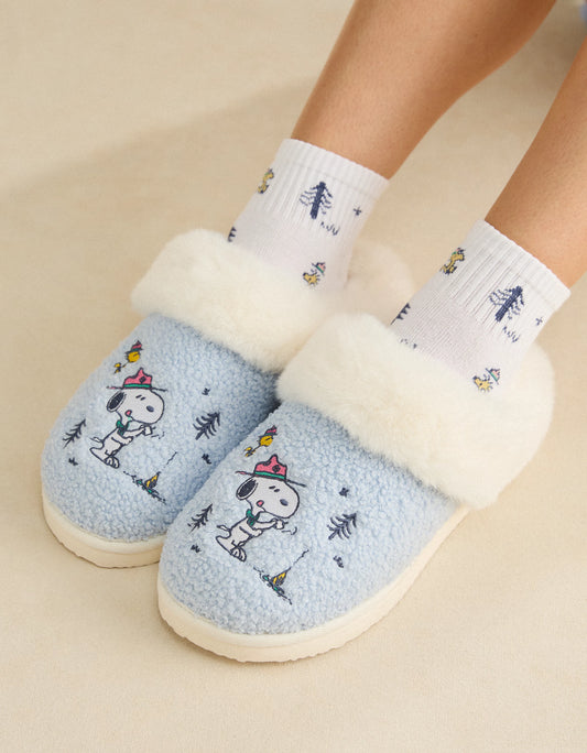 AMERICAN EAGLE AE Camp Snoopy Scuff Slipper
