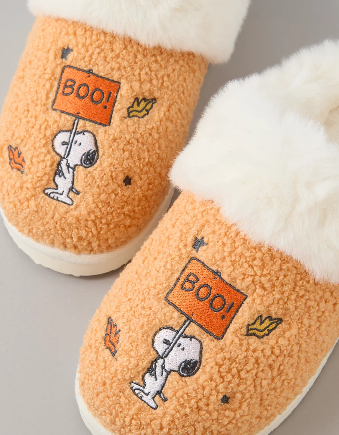AMERICAN EAGLE AE Snoopy Boo! Scuff Slipper *PRE ORDER*