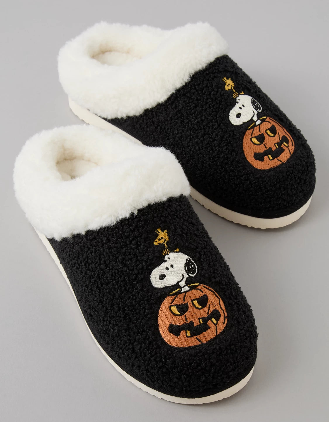 AMERICAN EAGLE AE Snoopy Halloween Scuff Slipper *PRE ORDER*