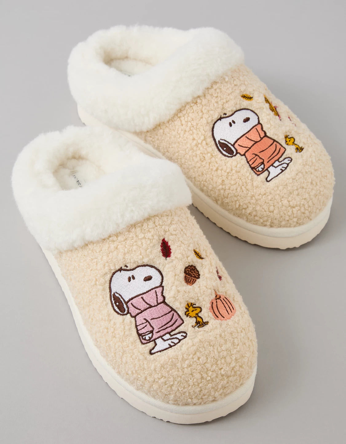 AMERICAN EAGLE AE Snoopy Sweater Scuff Slipper