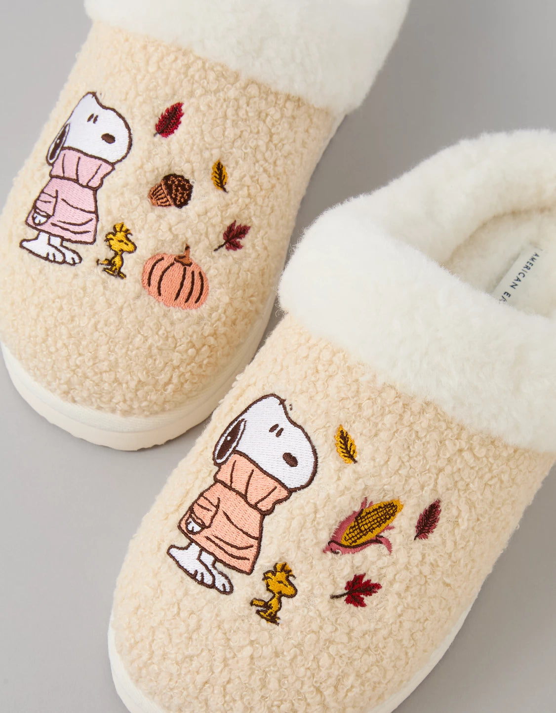 AMERICAN EAGLE AE Snoopy Sweater Scuff Slipper