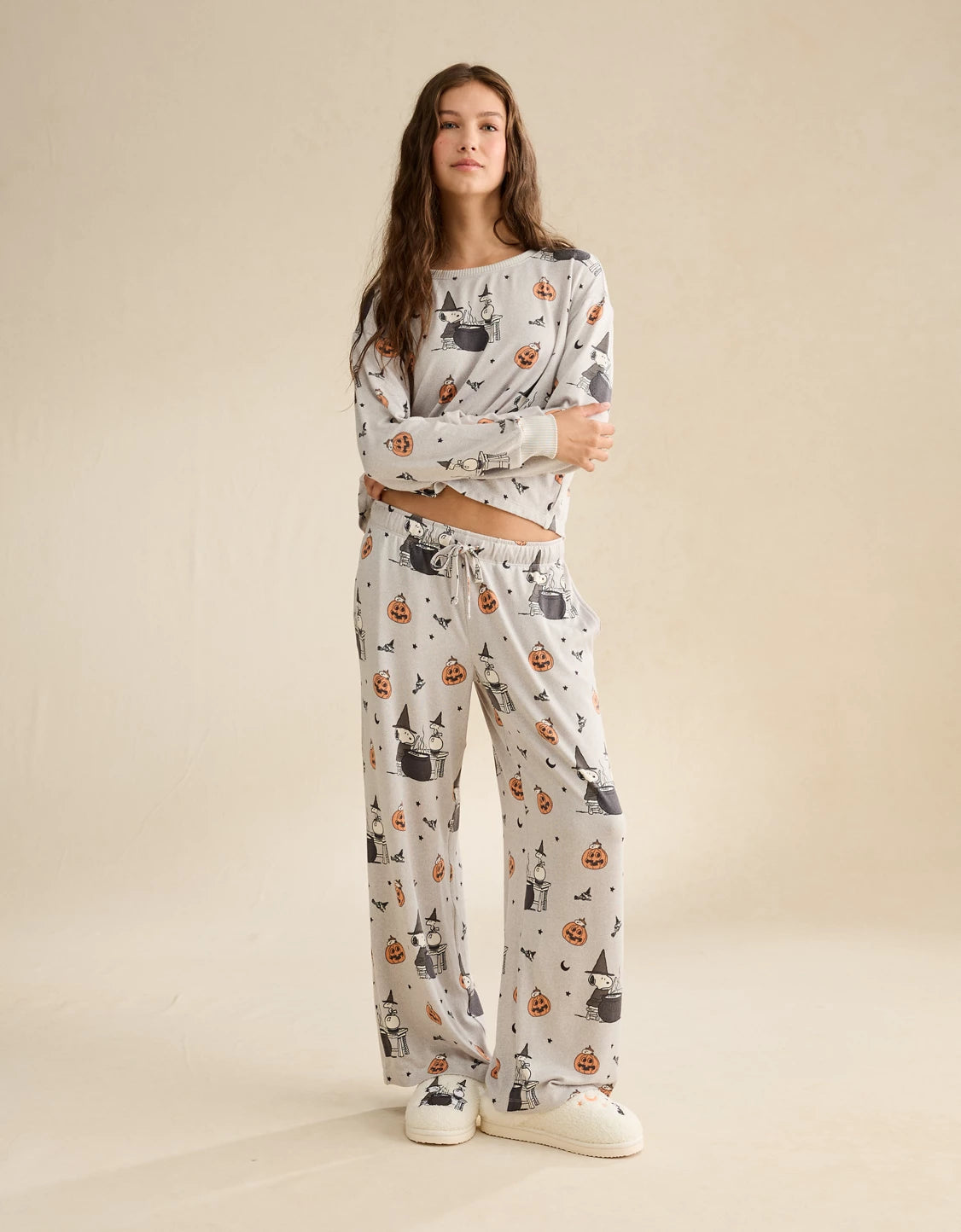 AMERICAN EAGLE AE Luxe Plush Snoopy Long Sleeve + Pant PJ Set *PRE ORDER*