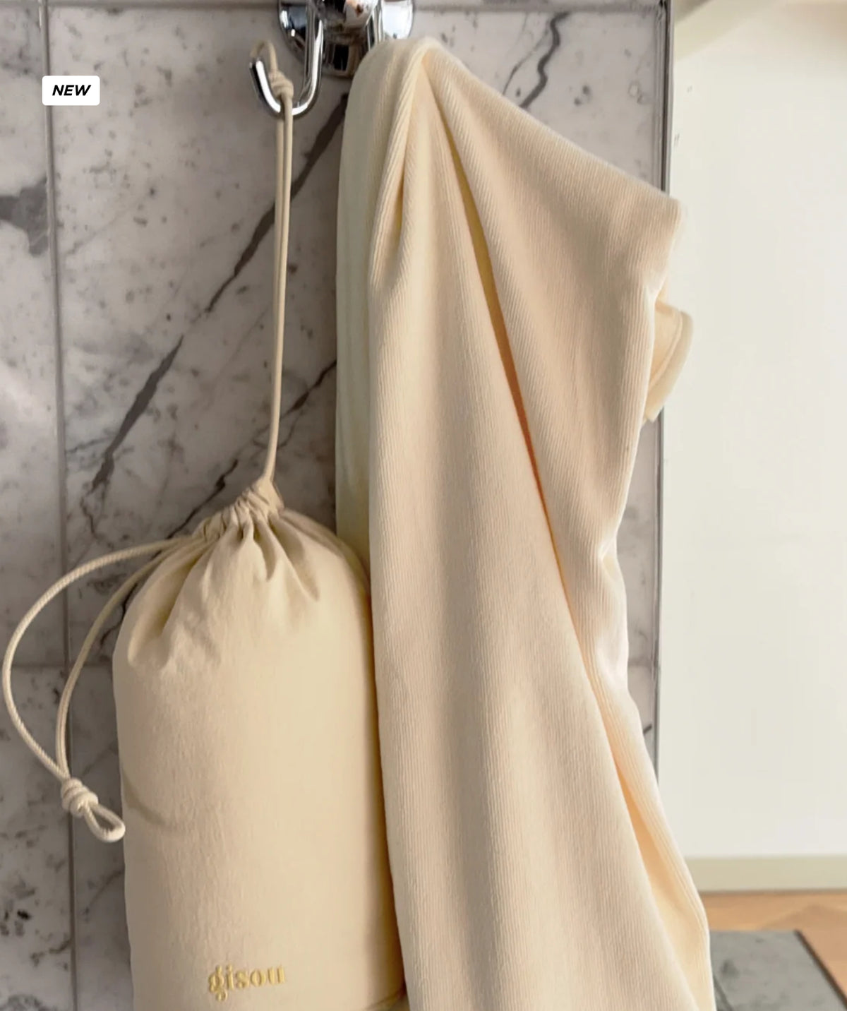 GISOU HONEY GLOSS MICROFIBER HAIR TOWEL