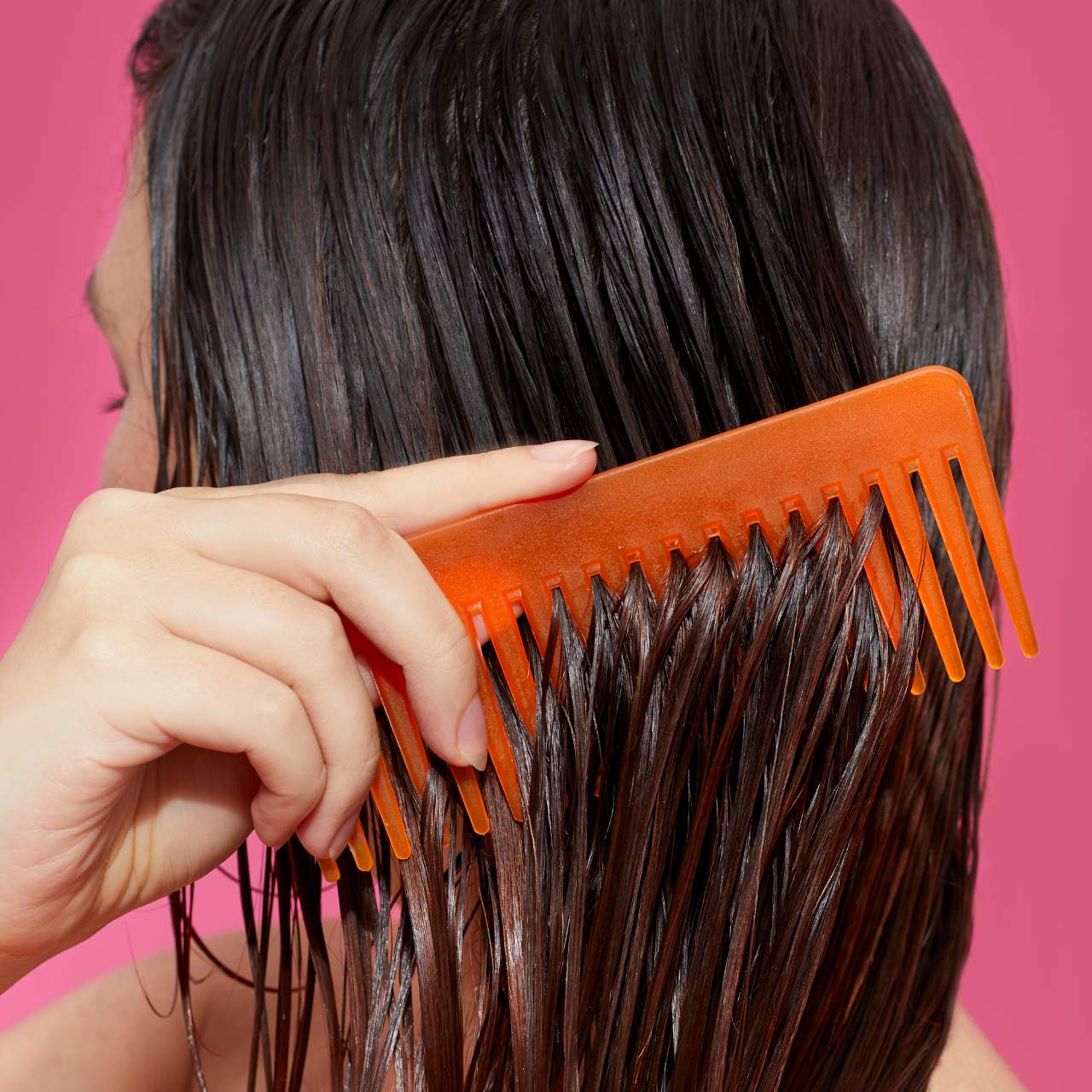 AMIKA The Wizard Detangling Hair Primer *PRE ORDER*