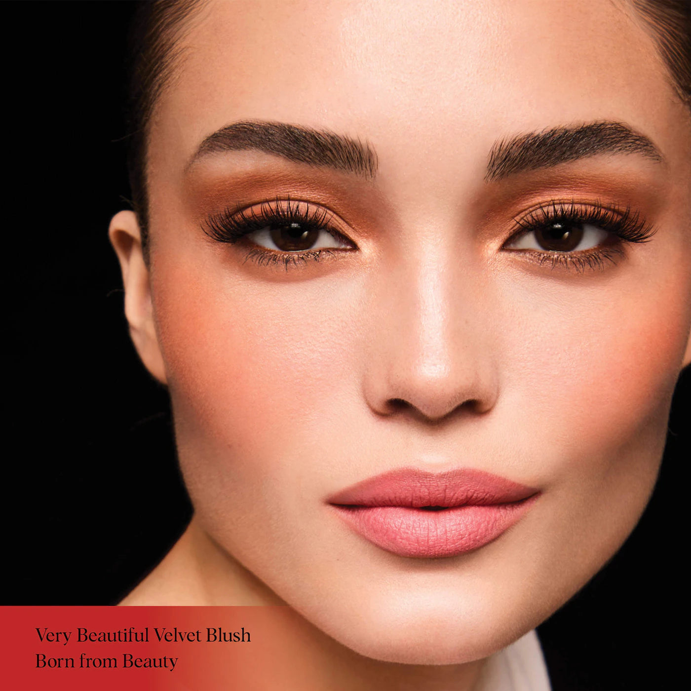 HUNG VANNGO BEAUTY Very Beautiful Matte Velvet Blush *PRE ORDER*