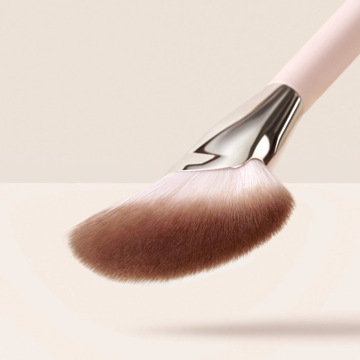 RARE BEAUTY Angled Powder Brush *PRE ORDER*