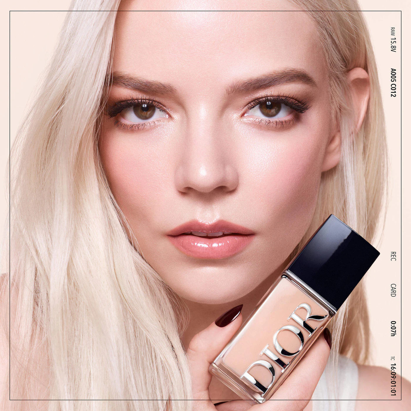 DIOR Forever Skin Glow Liquid Foundation 24HR Wear *PRE ORDER*